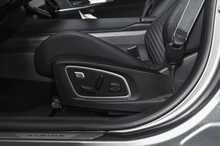 Renault Austral 1.2 E-Tech full hybrid 200 esprit Alpine  | 360 Camera | Elek. Stoelen | Winterpack | Dig. Cockpit | Adapt. Cruise | PDC | NAV+App. Connect | ECC | LM 20" | 5819 / 15