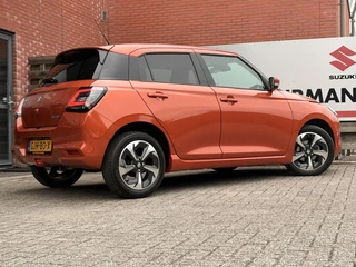 Suzuki Swift 1.2 Style Smart Hybrid Navigatie, Cruise Control Adaptief, Achteruitrijcamera, Stoelverwarming, Parkeersensoren / 8
