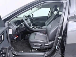 Kia EV6 Air 84 kWh  - Stoel-/stuurverwarming - Cruise Control Adaptief - Climate Control - CarPlay - Fabrieksgarantie tot 05-2033 / 19