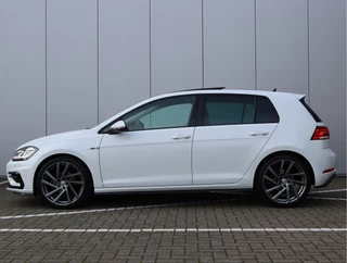 Volkswagen Golf 1.0 TSI Highline R-line  | Panoramadak | Camera | Virtual | LED / 20
