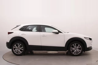 Mazda CX-30 2.0 e-SkyActiv-X M Hybrid Comfort | Automaat | Navigatie | Camera | Parkeersensoren | Stoelverwarming | Apple CarPlay / 26