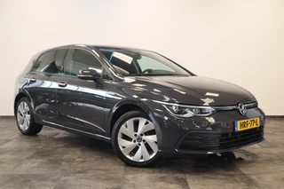 Volkswagen Golf 1.5 eTSI Style Panoramadak Elec.Trekhaak IQ-led 24 Maanden garantie* (Vraag naar de voorwaarden)