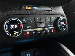 Ford FOCUS 1.0 EcoBoost Hybrid ST Line X Business | Apple CarPlay | Camera | Winter Pack | / 19