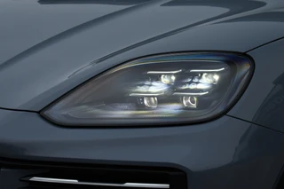 Porsche Cayenne Coupé 4.0 Turbo E-Hybrid GT  Burmester PDCC Carbon HUD ACC 360 / 44
