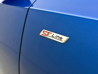 Ford FOCUS 1.0 EcoBoost Hybrid ST Line X Business | Apple CarPlay | Camera | Winter Pack | / 22