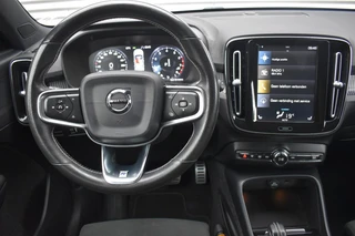Volvo XC40 2.0 T4 R-DESIGN STOEL+STW VERW. / EL. A-KLEP / EL. WEGKLAP TREKHAAK / 5