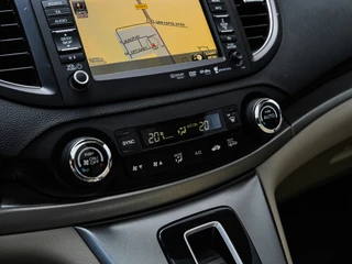 Honda CR-V 2.0 AWD Executive Leder | Panoramadak | Camera | Xenon | Keyless | Stoelverwarming | Trekhaak / 23