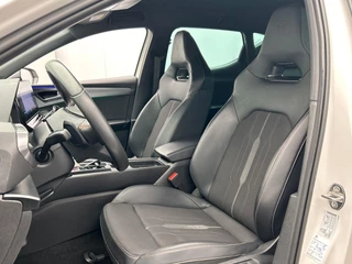 CUPRA Leon 1.4 e-Hybrid VZ Business PHEV | Stoel/Stuur Verwarming Carplay Keyless Camera / 19