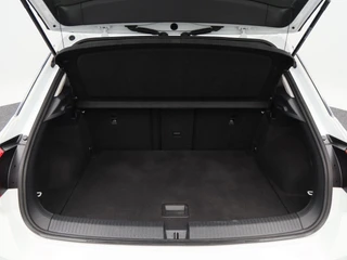Volkswagen T-Roc 1.5 TSi 150 Pk Automaat Style | Carplay | IQ.Light LED | Panoramadak | Virtual Cockpit | Adaptive Cruise | 17 Inch / 17
