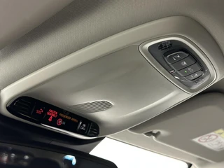 Volvo V60 2.0 B3 Momentum Advantage TREKHAAK CARPLAY NAVI ADAPTIEF CRUISE CAMERA. / 33