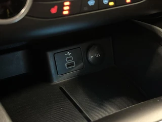 Ford Focus Wagon 1.0 EcoBoost Connected CARPLAY NAVI CRUISE STUUR/STOELVERWARMING. / 44