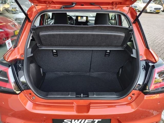 Suzuki Swift 1.2 COMFORT SMART HYBRID  Direct Leverbaar | Tot 10 JAAR GARANTIE!  Inclusief € 2.200,- Voorraad Voordeel / 12