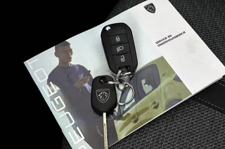 Peugeot 208 1.2 PureTech 75 Active / 23