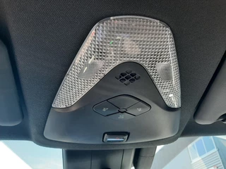 Toyota C-HR 1.8 Hybrid Business Plus ALL SEASONS STOEL/STUURVERW KEYLESS PARK-SENSOREN BLIND-SPOT LM-VELGEN DAB+ CAMERA / 24