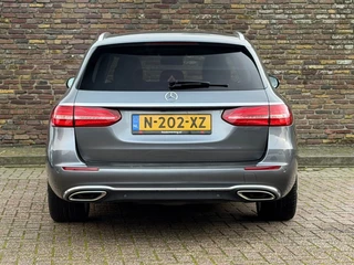 Mercedes-Benz E-Klasse 200 BUSINESS Solution Automaat 19 Inch Trekhaak / 11