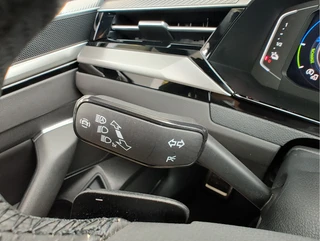 Volkswagen Arteon Shooting Brake 1.4 TSI eHYBRID R-LINE BUSINESS  SoH 91,73% | Ergo Seats | Virtual Cockpit | Park Assist / 29