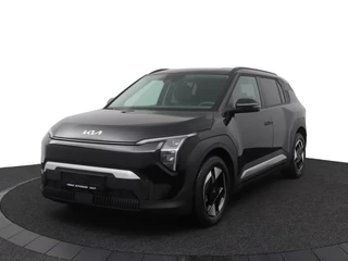 Kia EV3 Plus 81.4 kWh  - Prijs incl. €3.000,- inruilpremie - Stoel/Stuur Verwarming - Climate Control - Draadloze oplader - Navigatie - Fabrieksgarantie tot 06-2033 / 2