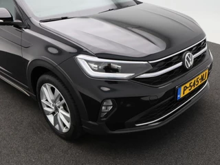 Volkswagen Taigo 1.0 TSi 110 Pk Automaat Life Business | Panorama dak | Adaptive cruise | Stoelverwarming | Trekhaak | CarPlay | 17 Inch | 86.564 Km !! / 14