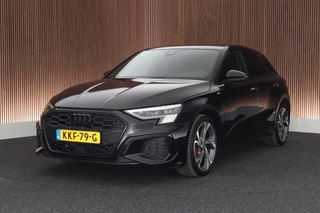 Audi A3 Sportback 45 TFSIe 245pk S edition Competition Camera Keyless HUD Stoelverwarming Adaptive Cruise Navigatie S-Line