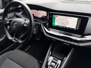 Skoda Octavia Combi 1.4 TSI iV PHEV Sportline Business | 98 % SOH | Trekhaak | NL-Auto | Winter Pack | Adaptive Cruise / 15