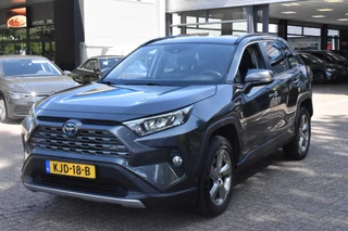 Toyota RAV4 2.5 Hybrid Dynamic BSM | Navigatie | Camera | 100% Toyota Onderhouden | 12 mnd BOVAG garantie | Whatsapp 06-53188999 / 22