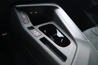 CUPRA Terramar 1.5 e-Hybrid 272pk VZ Performance  Pano/Matrix LED/Headup/Sennheiser/360/Keyless/ACC/DCC/ 20"/Trekhaak wegkl. / 28