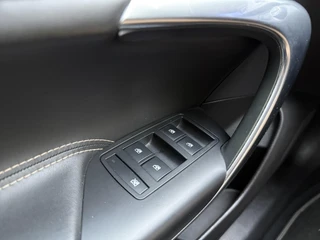 Opel Insignia 1.6 Turbo Cosmo 170 PK | OPC line pakket | 20" lichtmetalen velgen | Lederen bekleding | Nieuwstaat | ADVERTENTIE NAMENS PARTICUIERE RELATIE / 23