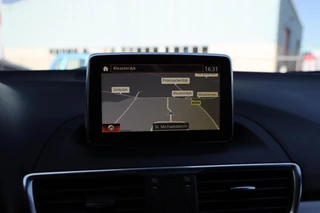 Mazda 3 2.0 SkyActiv-G 120 SkyLease+|Camera|Navi|Cruise control| / 10