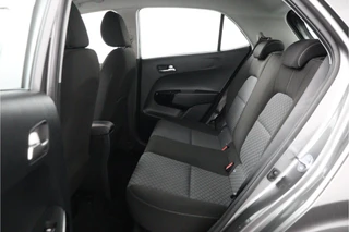 Kia Picanto 1.0 DPI DynamicLine Autmaat - Apple Carplay/Android Auto - Cruise Control - Navigatie - Achteruitrijcamera -Fabrieksgarantie tot en met 06-2032 / 31