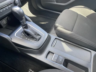 Ford Focus Wagon 1.0 EcoBoost Hybrid 155 pk Titanium AUT. | 1e eigenaar | dealer onderh. | navigatie | cruise control | BTW auto / 32