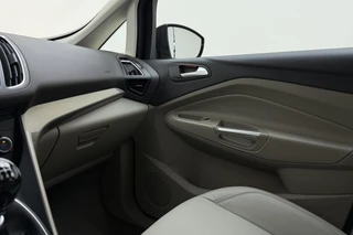 Ford C-Max 1.0 Titanium 125pk | Navigatie | Camera | Climate Control | Lederen Bekleding | Stoel - Voorruitverwarming | Weinig Kilometers | Parkeersensoren / 31