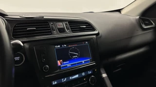 Renault Kadjar 1.2 TCe Bose NAVI LEER CRUISE TREKHAAK ECC LM. / 27