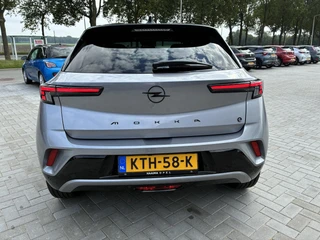 Opel Mokka Electric GS 54 kWh | Climate control | Navigatie | Verwarmbaar stuur | Elektrisch Pakket | Camera | Parkpilot | 18" LM-Velgen | Parkpilot / 7