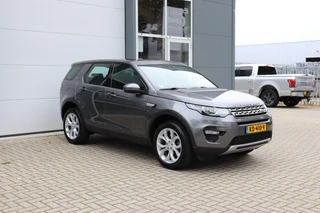 Land Rover Discovery Sport 2.0 SI4 241PK 4WD HSE AUT/LEER/PAN.DAK/CLIMA/STOELVERW./ORIG.NL / 18