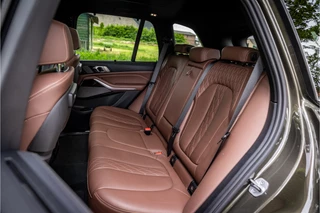 BMW X5 xDrive45e High Executive Full Manhattan  Sky Lounge Massage Stoelventilatie Laser / 24