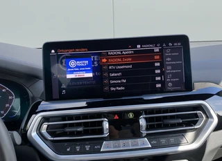 BMW iX3 M Sport High Executive 80 kWh | 1e eigenaar | dealer onderhouden | panoramadak | leder interieur | SOH accu 99.5% / 34