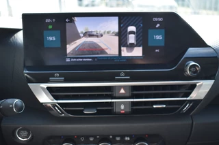 Citroën C4 130 EAT8 Shine  | Automaat | Navigatie | Airconditioning ECC | Camera achter |  Parkeersensoren voor en achter | Carplay & Android Auto | Isofix | Cruise Control | Advanced Comfortstoelen | Hydraulic Cushions | Zeer Compleet!!! / 27