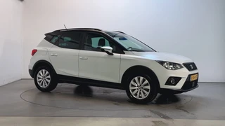 Seat Arona 1.0 TSI Style Business Intense Camera Navigatie App-Connect DAB+ / 2