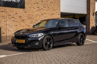 BMW 1-serie 118i M Sport Edition, Leder, Stoelverwarming / 2