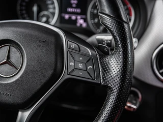 Mercedes-Benz B-Class 250 Ambition Rood leder | Xenon | Camera | Navi | Trekhaak | PDC v+a | Cruise control / 33