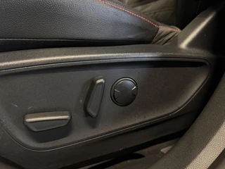 Ford Kuga 2.5 PHEV ST-Line X Pano Trekhaak Virtual Camera / 20