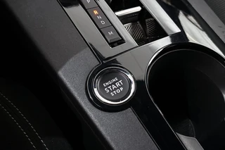 Lancia Ypsilon 1.2 Turbo Hybrid 110pk / 32