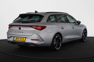 CUPRA Leon Sportstourer 1.4 e-Hybrid Achteruitrijcamera 18" Stoelverwarming Carplay / 4