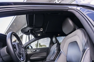 Volvo V60 2.0 B4 Momentum Business  | Pano | Harman Kardon | / 15