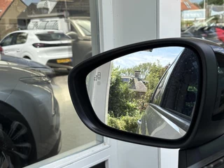 Opel Crossland 1.2 Turbo GS | Two Tone | Achteruitrijcamera | Dodehoek detectie | Navigatie | Parkeersensoren | Climate Control / 12