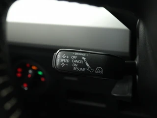 Seat Arona 1.0 TSI Xcellence Launch Edition | Trekhaak | Beats Audio | Navi | Camera / 25