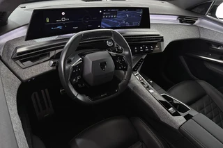 Peugeot e-5008 GT Avantage 73 kWh 7p Leder Stoelventilatie Stoelverwarming 360 Camera Keyless / 6