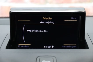 Audi A1 Sportback 1.0 TFSI 96pk Adrenalin 5 deurs  / Navigatie / Bluetooth / S Line Exterieur / Cruise Control / LED Achterlichten / Mistlampen / Lederen Sportstuur / Multifunctioneel Stuurwiel / 17 Inch / 22