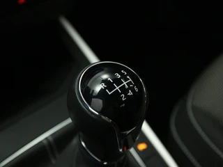 Seat Arona 1.0 TSI Xcellence Launch Edition | Trekhaak | Beats Audio | Navi | Camera / 40
