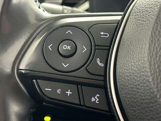 Toyota RAV4 2.5 Hybrid AWD Dynamic Trekhaak | 18'' L.M. Velgen | Elektrische Achterklep / 22
